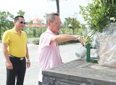 (February 1st, 2018) Provincial leaders took part in Prayal Event at Hau Giang Unknown Cemetary
