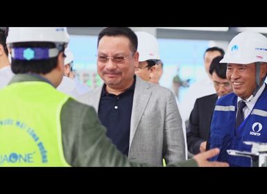 Bi thu Hoang Trung Hai tham nha may nuoc mat Song Duong ( 14/3/2019 )