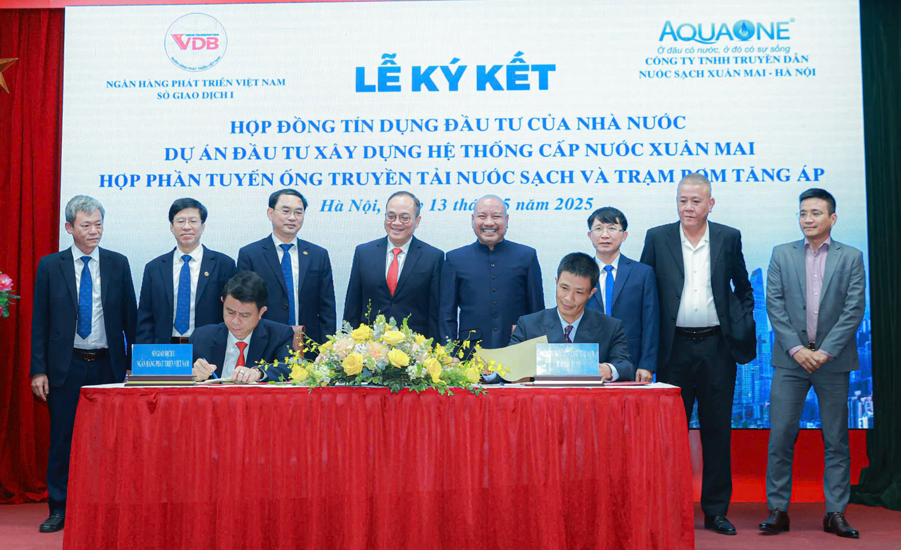 KÝ KẾT HỢP ĐỒNG TÍN DỤNG ĐẦU TƯ CHO DỰ ÁN CẤP NƯỚC XUÂN MAI