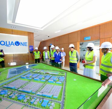 (August 10, 2019) Duong River Water Treatment Plant welcomes the Party Secretary and Deputy Mayor of Long An province
