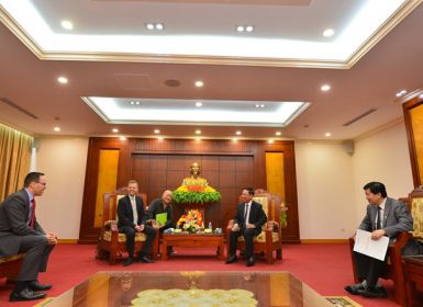 (Theo Zing) Thị trưởng TP Leipzig, Đức tham quan Nhà máy nước mặt sông Đuống