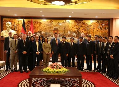 (Theo Kinh tế & Đô thị) Hà Nội tích cực ứng dụng công nghệ Đức trong phát triển đô thị