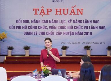 (Theo Báo Giáo dục) Shark Đỗ Liên: 'Tôi mong muốn tất cả phụ nữ đều được hạnh phúc'