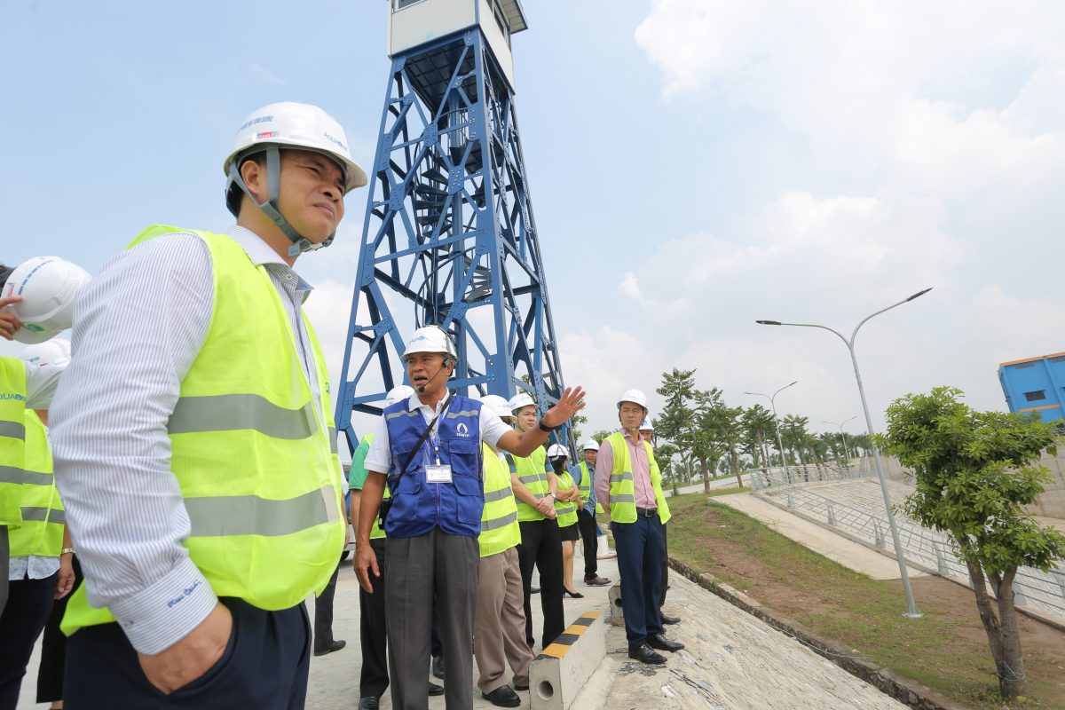 (05/10/2019) Đại biểu các Quận, Huyện thăm quan Nhà máy nước mặt sông Đuống